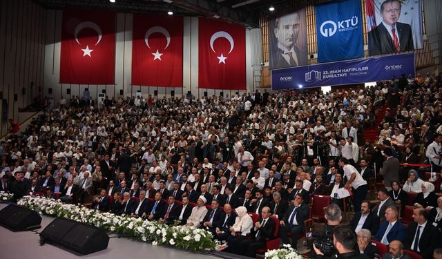 İmam Hatip Mücadelesi bir medeniyet mefkuresidir