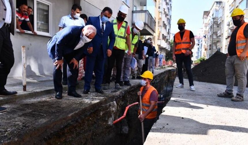 Büyükşehir meydan altyapısını yeniliyor