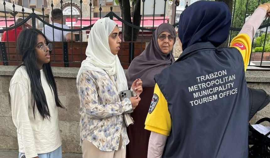 Büyükşehir on binlerce turiste hizmet verdi