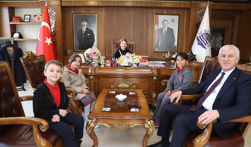 Yeni Kaymakam Şengün, Yeni Başkan Öztürk