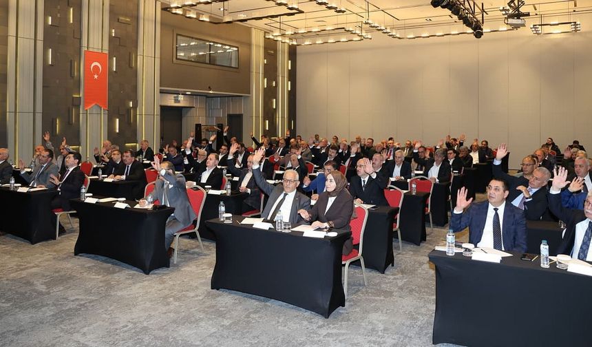 Belediye Kanunu'nda değişiklik ısrarlı talebimizdir