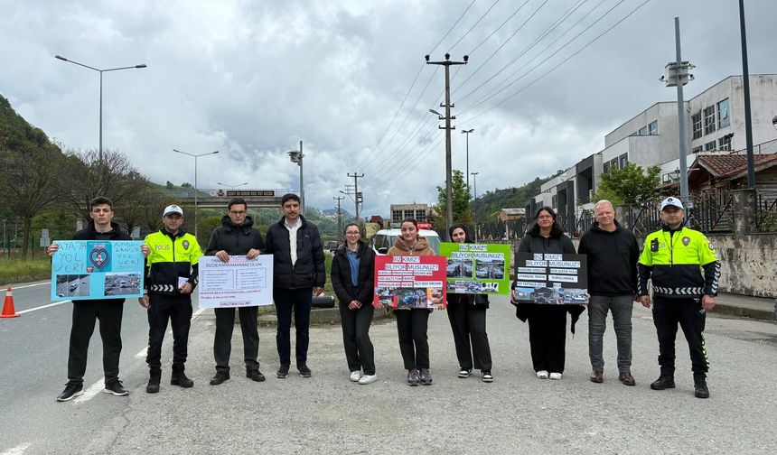 Şehit Ahmet Türkkan ÇPA Lisesi’nde trafikte nezaket uygulaması