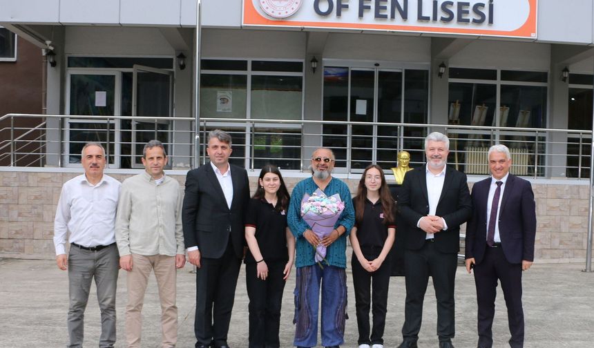 Sinan Yağmur Of İmam Hatip ve Of Fen Lisesi öğrencileriyle buluştu