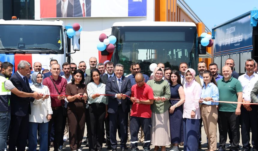 Büyükşehir filosuna 5 yeni araç dahil edildi