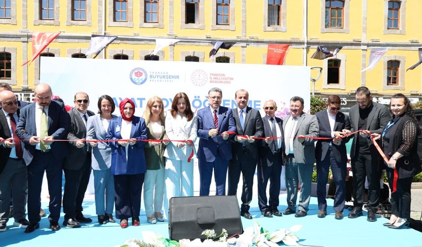 Üretime ve istihdama destek oluyoruz