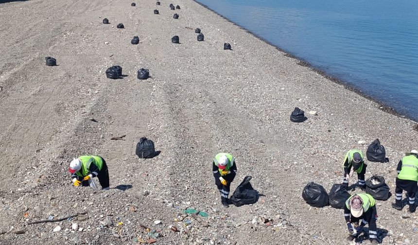 Büyükşehir ekiplerinden temiz bir çevre için yoğun çalışma