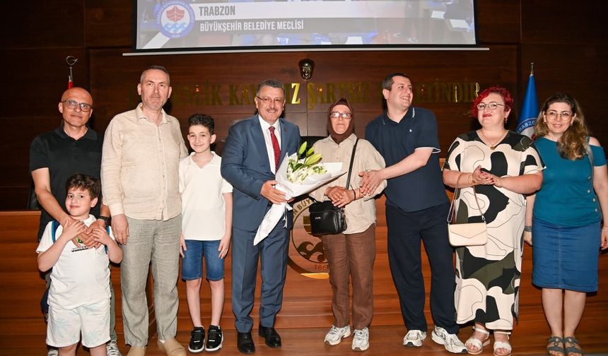 Dini değerlerimizle kimse alay edemez