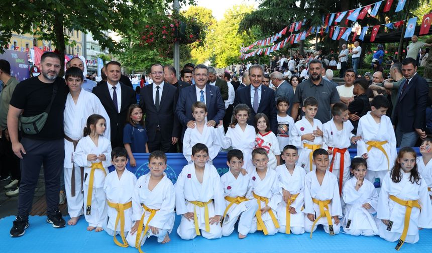 Yaz spor okullarımızla çocuklarımızın gelişimine katkı sağlıyoruz