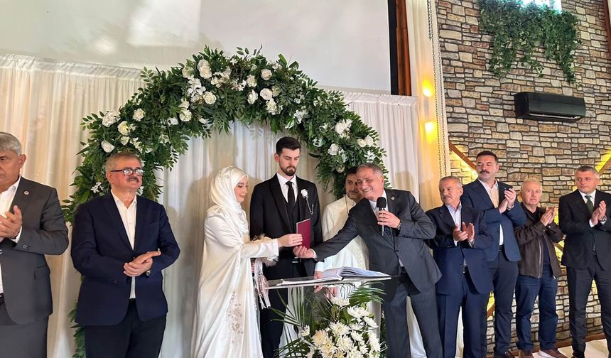 Oflular Karadeniz Ereğli’de nikâhta buluştu
