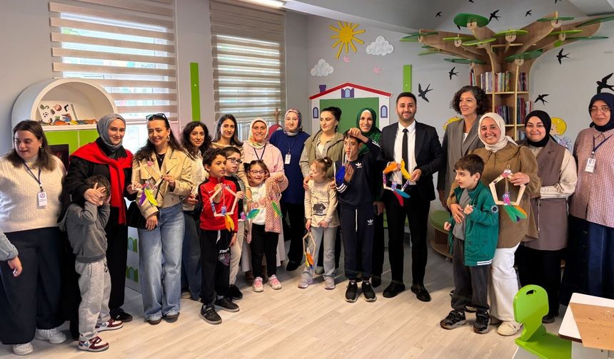 Çilekli Düşler Köyü minik misafirlerini ağırlamaya devam ediyor
