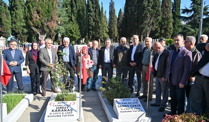 Şehit Astsubay Samet Çakır kabri başında anıldı