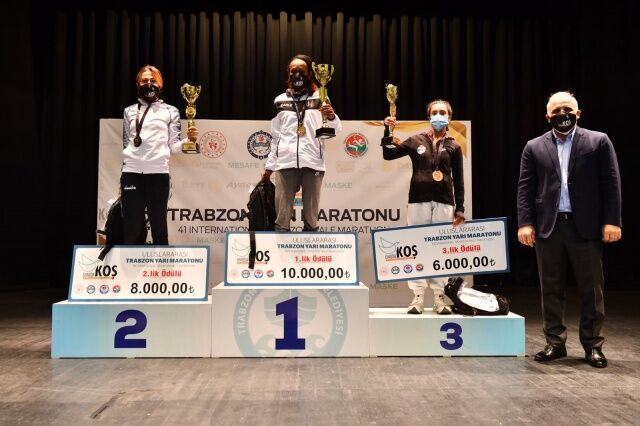 41.Maraton şampiyonları ödüllerine kavuştu