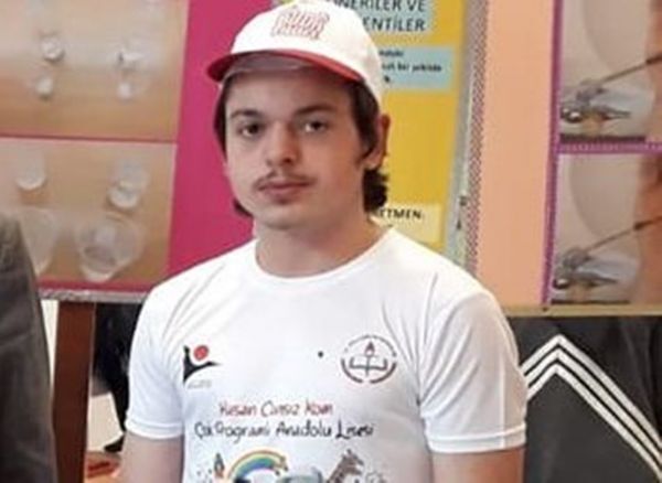 Ahmet Kağan, Gür ailesini yasa boğdu